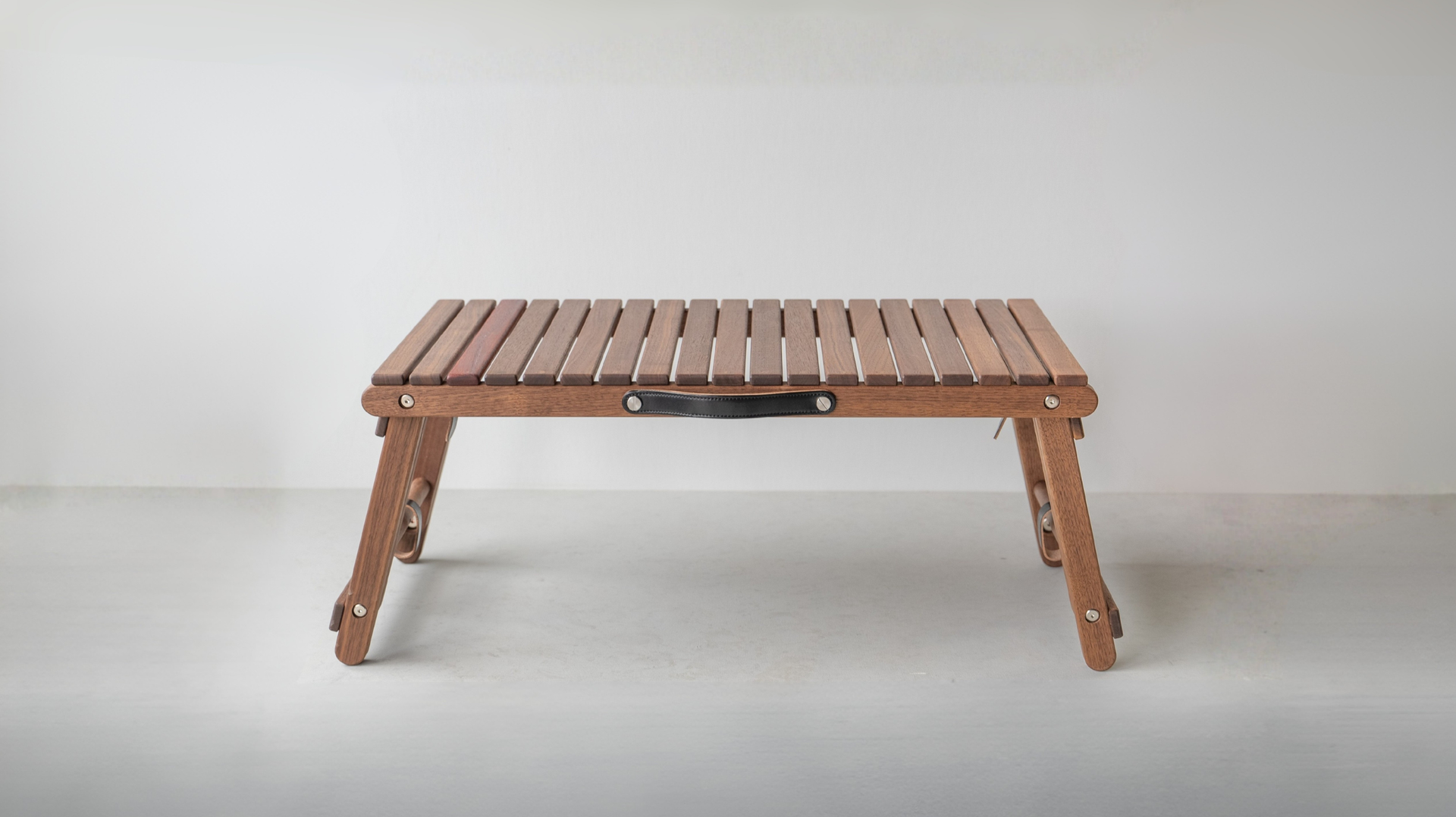 CARRY TABLE walnut